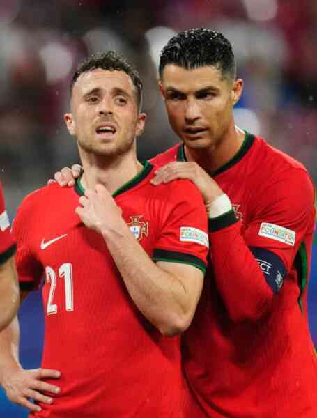 Ronaldo sợ gây huyên náo nếu dự tang lễ của Diogo Jota