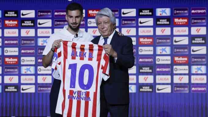 Khi Atletico chơi trội hơn Barca, Real