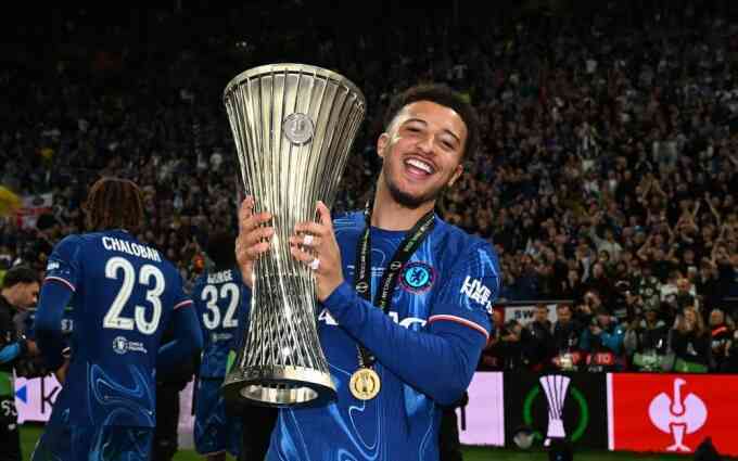 Sancho sẵn sàng chịu thiệt để rời Man Utd