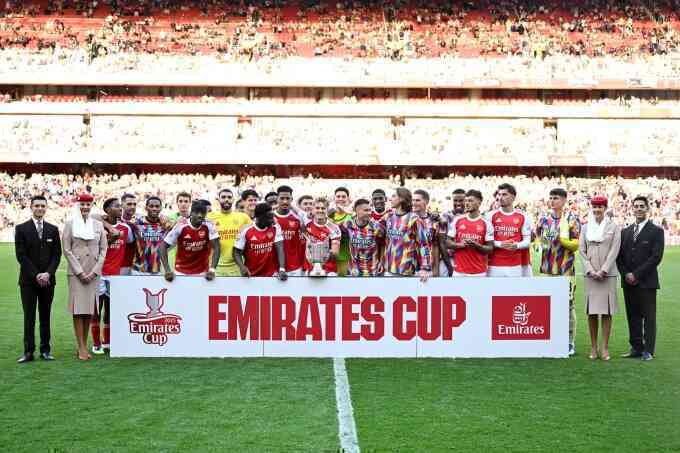 Gyokeres ghi bàn, Arsenal đoạt Emirates Cup