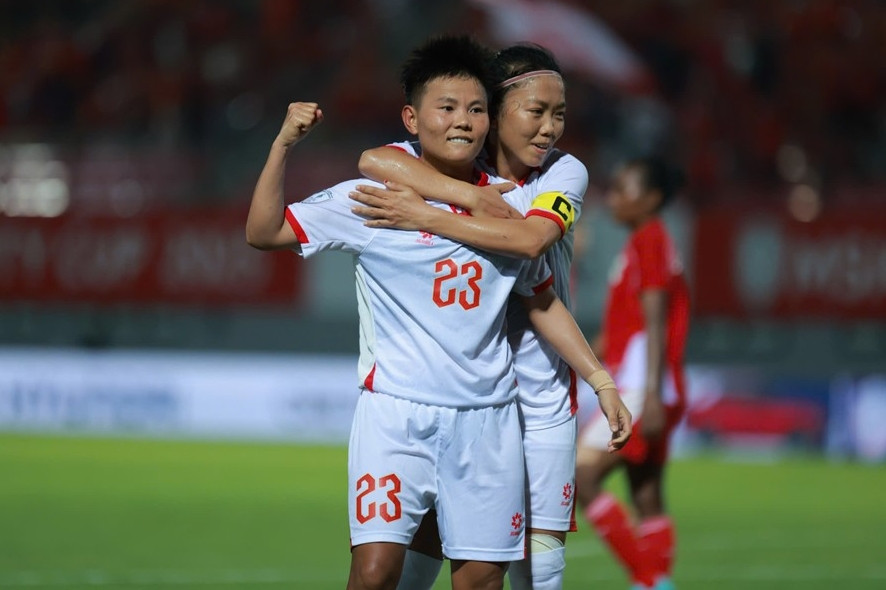 Tuyển nữ Việt Nam thắng 7-0, chờ quyết đấu Thái Lan