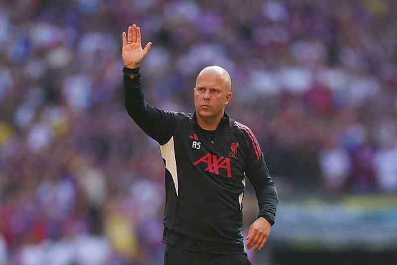 Van Dijk và HLV Liverpool bất đồng quan điểm sau trận thua Crystal Palace - 2