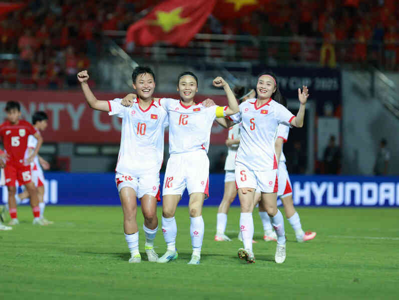 tuyen nu viet nam.jpg