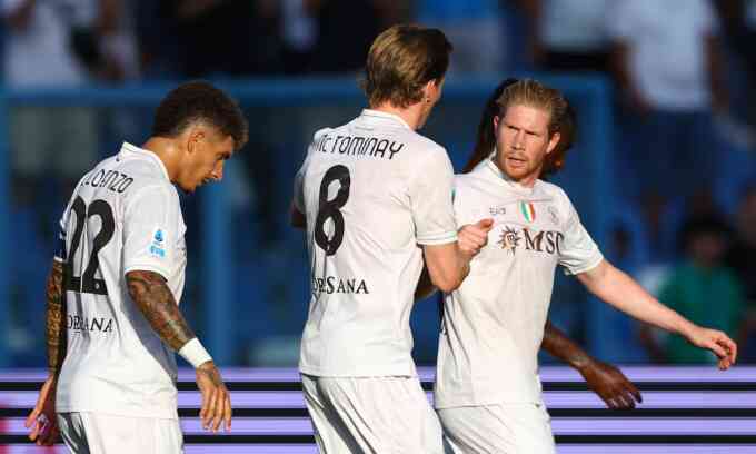 McTominay, De Bruyne giúp Napoli thắng trận ra quân Serie A