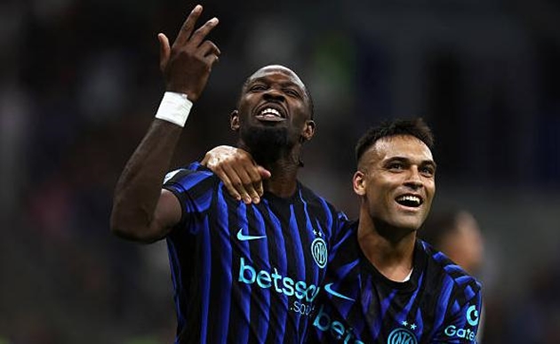 Thuram - Martinez trở lại làm điểm tựa cho Inter của Chivu