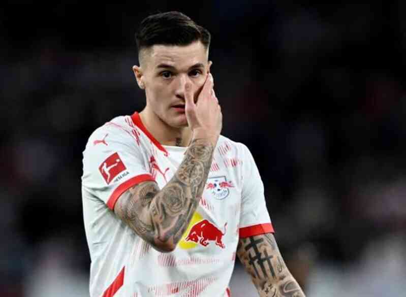 Công bố chi tiết hợp đồng của Man Utd với Benjamin Sesko - 2