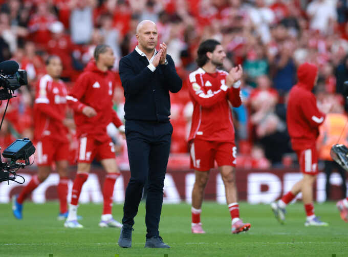 Slot thừa nhận may mắn thắng Arsenal