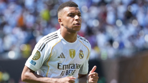 Fan bị bắt vì hành vi phân biệt chủng tộc với Kylian Mbappe