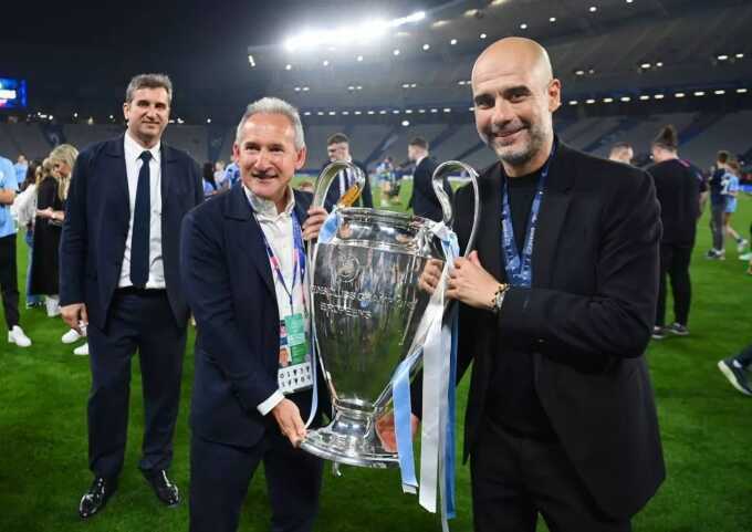 Begiristain: `Thiếu Guardiola, đội mạnh nhất không thể chơi hay nhất`