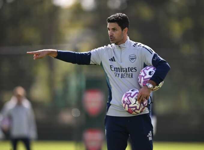 Arteta: `Liverpool đã mạnh, giờ còn mạnh hơn`