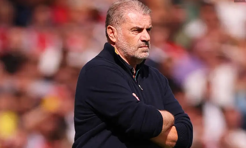 Fan Arsenal chế giễu Postecoglou sau chiến thắng 3-0