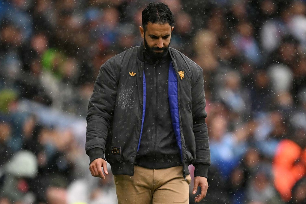 Man Utd đã có quyết định về tương lai HLV Ruben Amorim