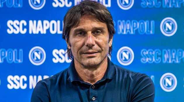 Conte 3.0: Từ HLV cứng nhắc đến bậc thầy biến hoá tại Napoli
