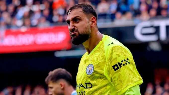 Donnarumma: `Guardiola có thể giúp tôi chuyền tốt hơn`