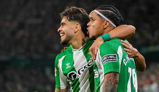 Antony im tiếng, Betis vẫn dễ dàng đánh bại Sociedad