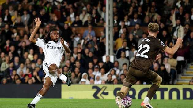 Iwobi rực sáng, Fulham đánh bại Brentford