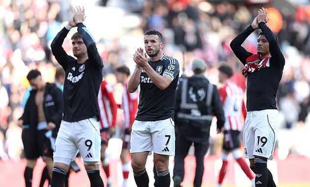 Thất vọng kéo dài khi Villa không thể thắng 10 người của Sunderland