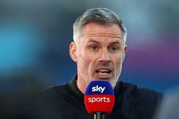 Jamie Carragher: Arsenal khó vô địch vì Arteta ~giữ phanh tay~