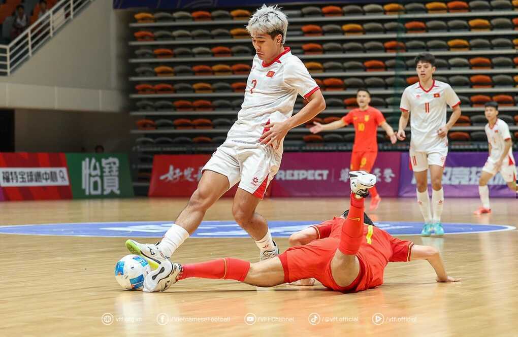 Báo Trung Quốc bình luận khi đội nhà thua đậm tuyển futsal Việt Nam