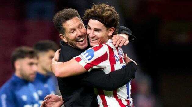 HLV Simeone hết lời khen ngợi người hùng Julian Alvarez