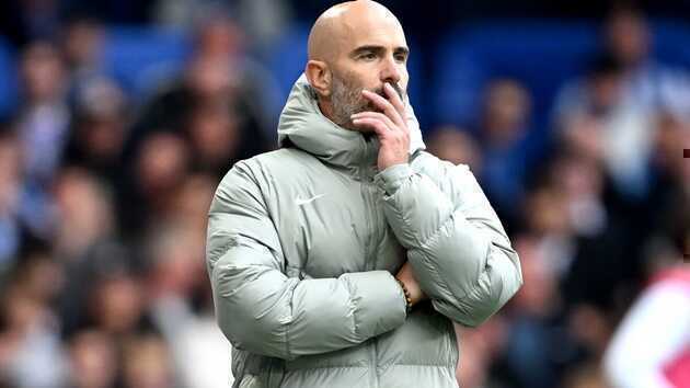 Maresca thất vọng về tấm thẻ đỏ khiến Chelsea sụp đổ