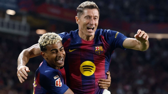 Barca lên đỉnh bảng La Liga