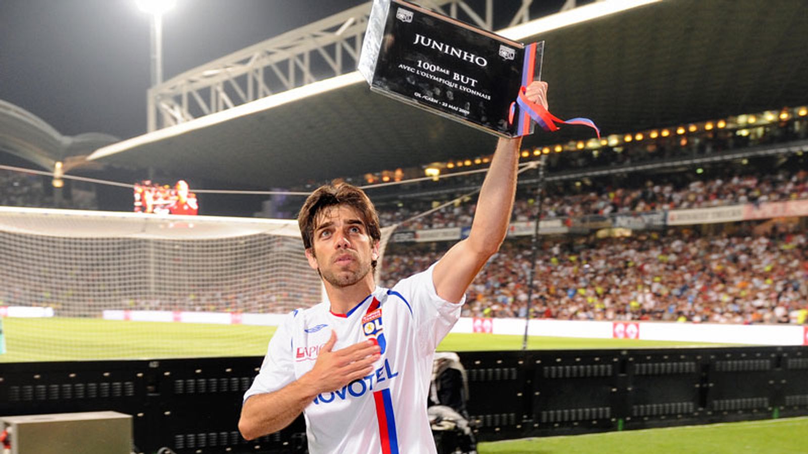 Juninho Pernambucano, 