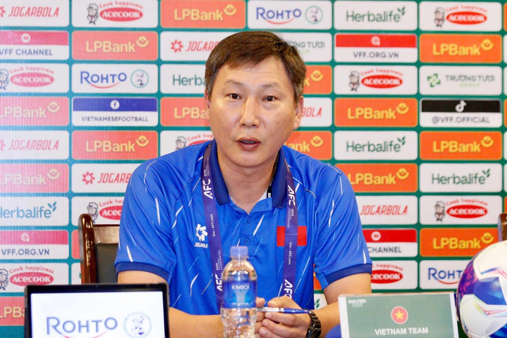 HLV Kim Sang Sik nói điều tận đáy lòng về các cầu thủ U23 Việt Nam