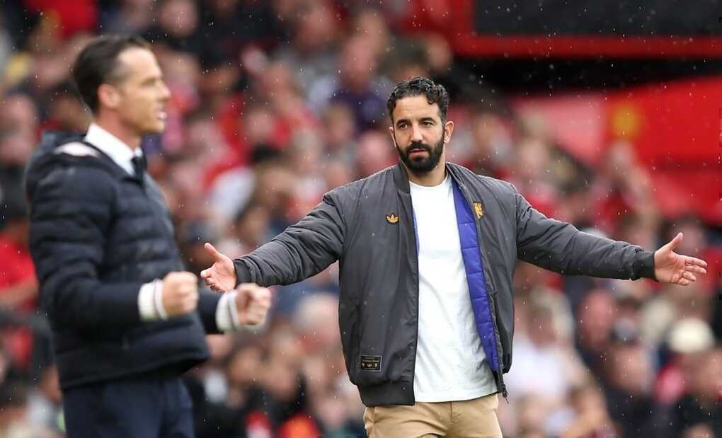 Jamie Carragher bất ngờ tiết lộ lý do HLV Amorim chưa bị Man Utd sa thải