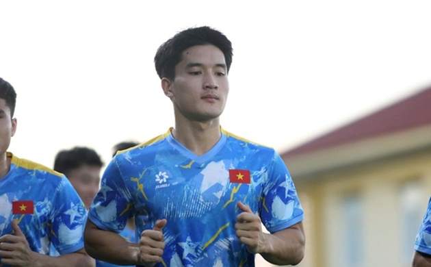 Ngọc Mỹ xúc động chia sẻ mẹ bật khóc vì bàn thắng