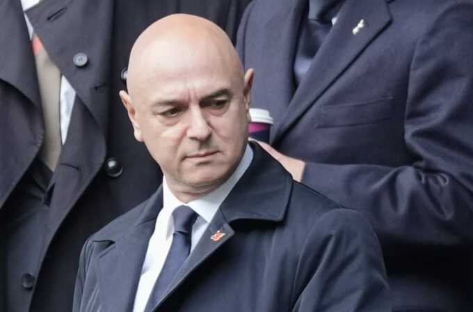 Chủ tịch Tottenham từ chức sau gần 25 năm