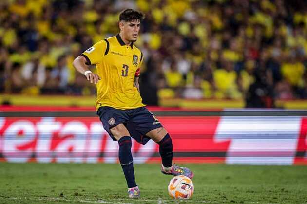 Piero Hincapie gửi tín hiệu tích cực về Arsenal