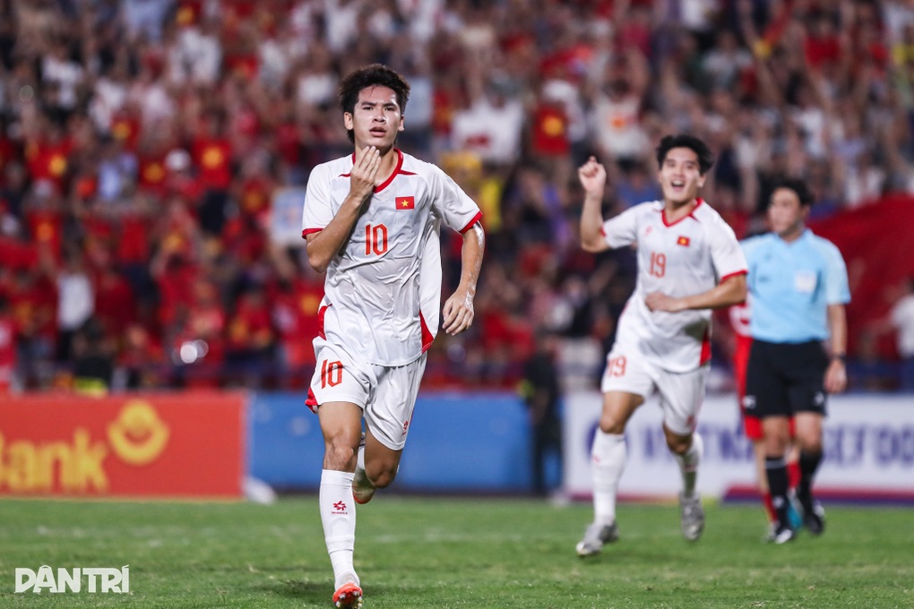 Chiến thắng quý giá trước Singapore, U23 Việt Nam nắm lợi thế lớn