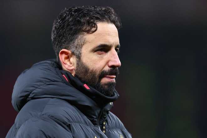 Amorim thừa nhận thế khó với sao trẻ MU