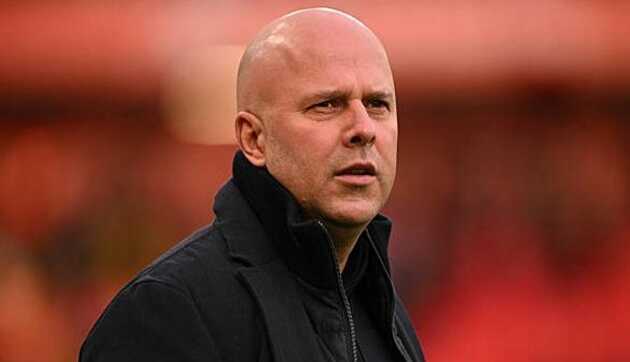 Arne Slot thừa nhận Liverpool sợ bài tẩy chiến thuật của Leeds