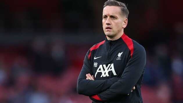 Liverpool đ&atilde; sa thải Aaron Briggs