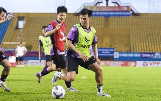 Hồ Tấn Tài báo tin vui sau 1 năm đứt dây chằng