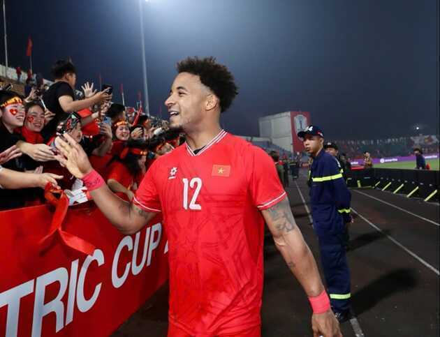 Xuân Son thổ lộ tình yêu với tuyển Việt Nam và Nam Định