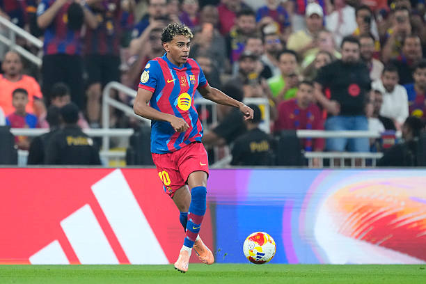 Lamine Yamal về nh&igrave; ở cuộc đua Quả b&oacute;ng v&agrave;ng 2025 v&agrave; đang rất quyết t&acirc;m bứt ph&aacute; ở m&ugrave;a b&oacute;ng n&agrave;y.