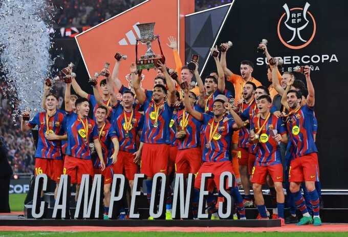 Barca `hốt bạc` nhờ Siêu Cup Tây Ban Nha