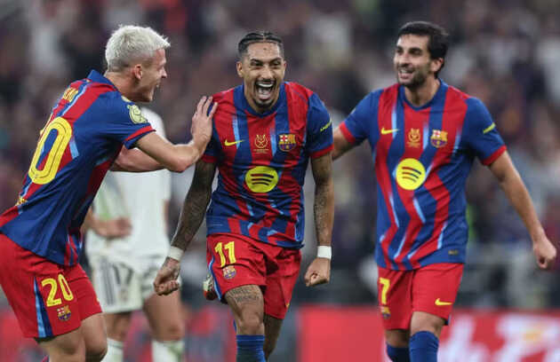 Rashford đổi vận tại Barca, Man United lún sâu vào khủng hoảng