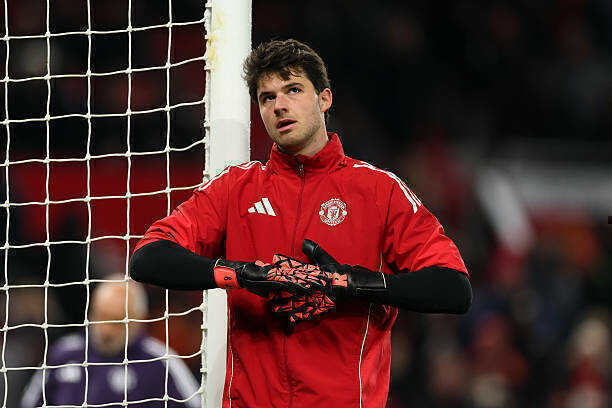 Lammens cần phải thay đổi tư duy chơi b&oacute;ng.