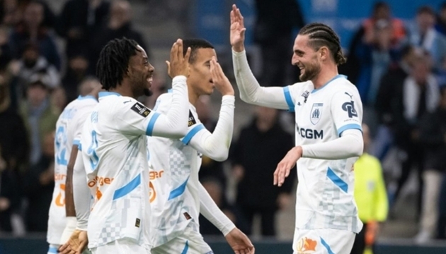Soi trận Bayeux vs Marseille: Đội khách trút giận lên tí hon