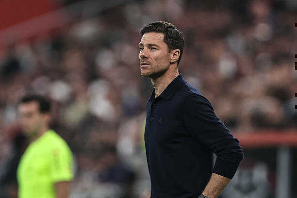 Góc khuất vụ Real sa thải Xabi Alonso