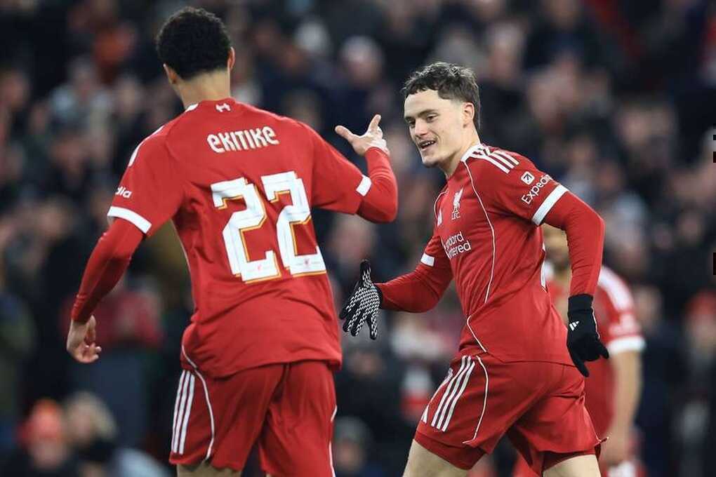 Szoboszlai tỏa sáng, gây tranh cãi trong chiến thắng của Liverpool - 2