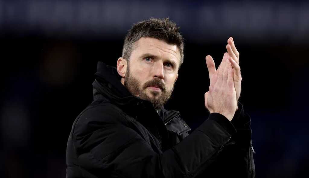 14 ngày điên rồ đưa Carrick từ thiên đường về ghế nóng MU