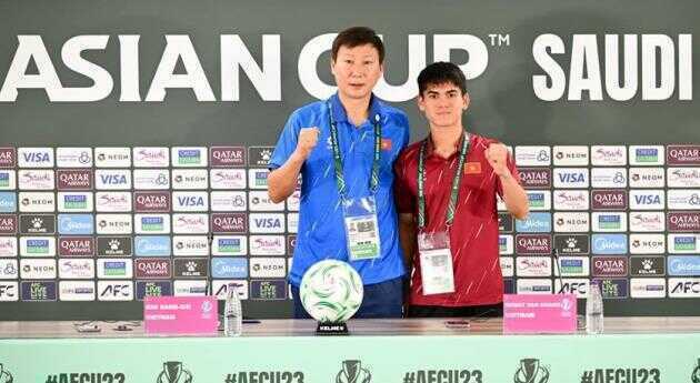 5 bài toán hóc búa HLV Kim Sang-sik cần giải cho U23 Việt Nam