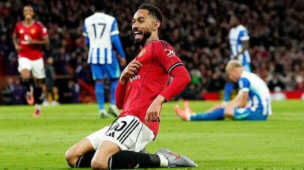 Cunha sẽ chơi tự do hơn trong tay Carrick.