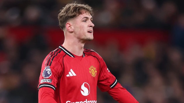 Jack l&agrave; sản phẩm thứ 255 của l&ograve; Carrington ra mắt đội một MU.