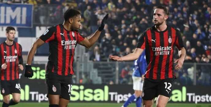 Rabiot rực sáng lập cú đúp, Milan ngược dòng đánh bại Como